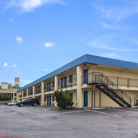 Rodeway Inn 韦瑟福德 外观 照片